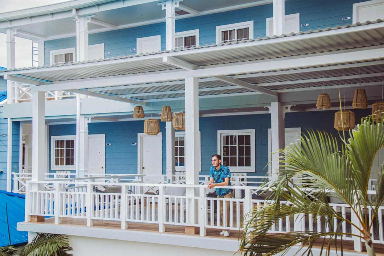 Hotel Casona Del Lago Flores Dış mekan fotoğraf