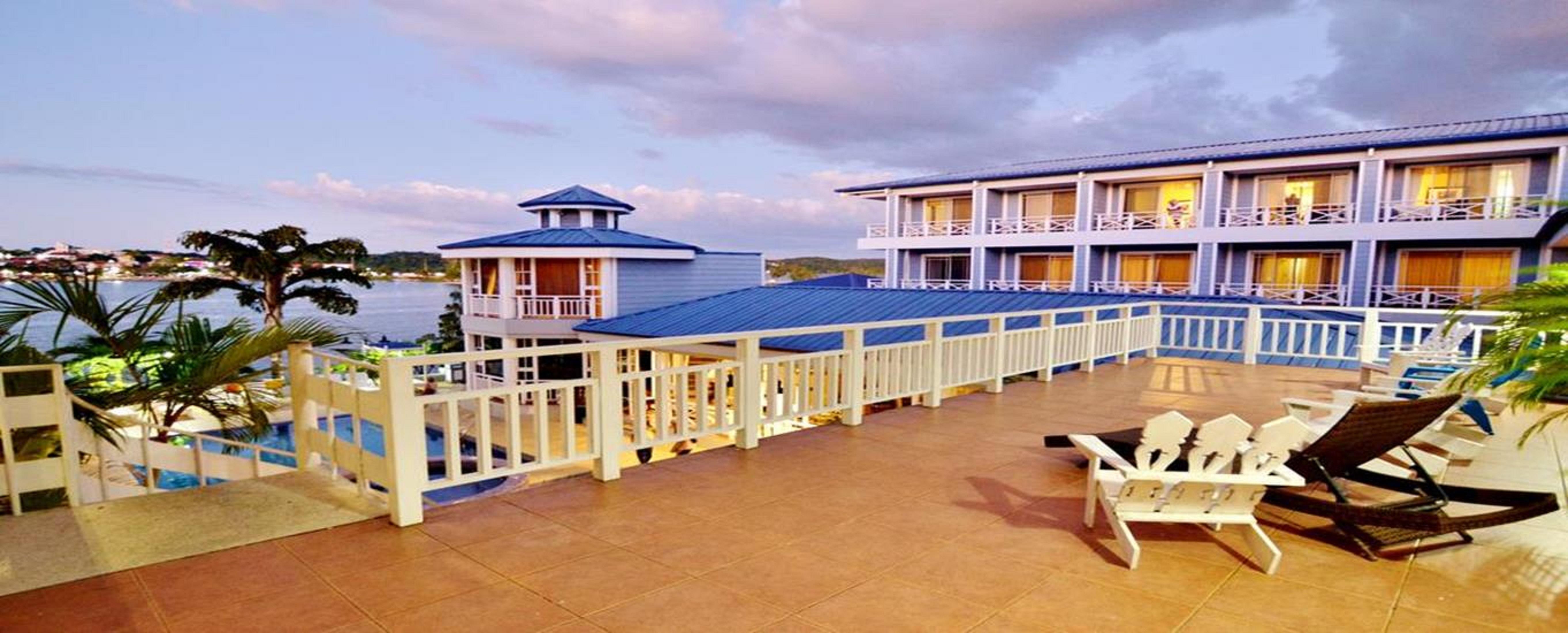 Hotel Casona Del Lago Flores Dış mekan fotoğraf