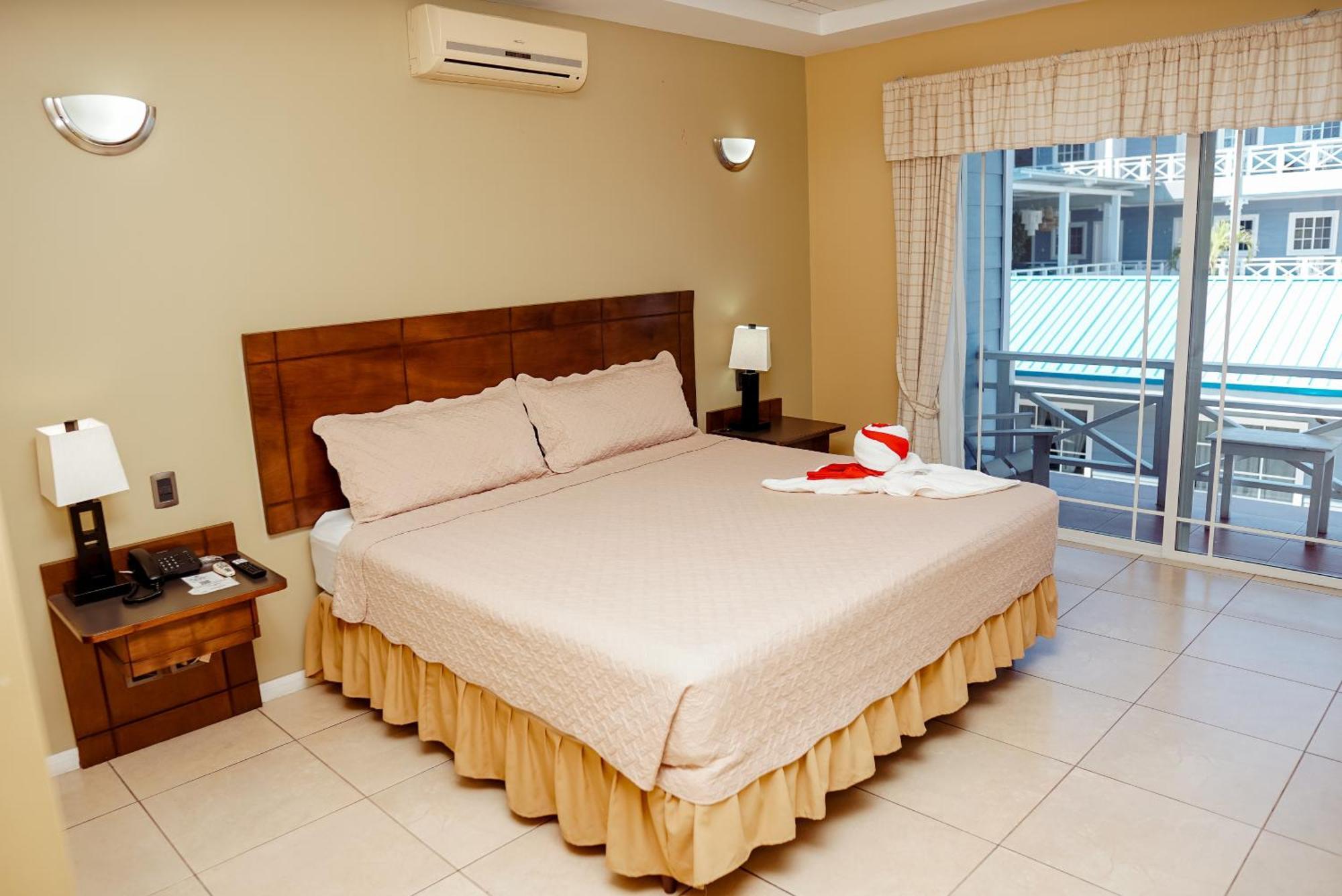 Hotel Casona Del Lago Flores Dış mekan fotoğraf
